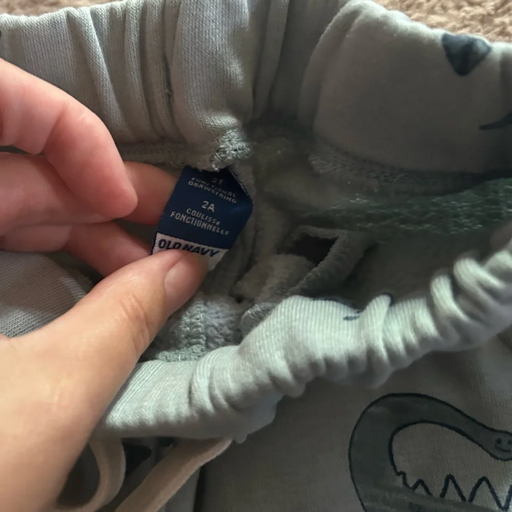 Two pairs of old navy toddler track pants - Picture 2 of 3